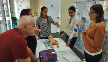 Grupo IHP imparte en Marbella un curso con las última técnicas en RCP neonatal
