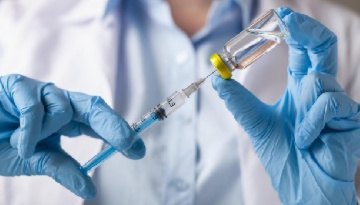 La vacunación antigripal debe extenderse y anticiparse para mitigar los efectos de la COVID-19