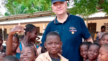 Grupo IHP comienza una nueva campaña de vacunación infantil en Costa de Marfil