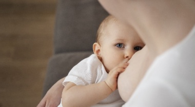Guía para madres primerizas: dar el pecho con éxito y disfrutar de la lactancia