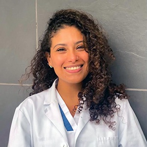 Monasterio Correa, Raquel