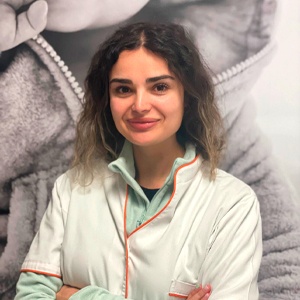 Mira Fernández, Blanca